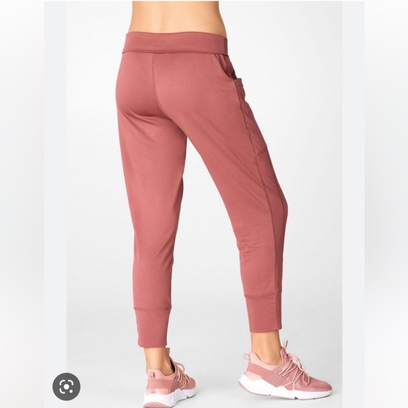 Fabletics Other - Fabletics Tricot Maj Sweat Pants Sz Large NWT